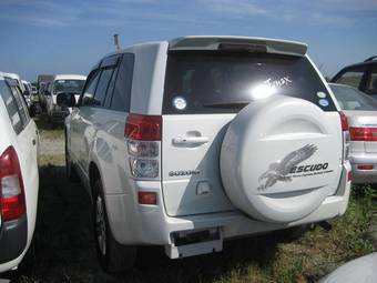 2005 Suzuki Escudo Pictures