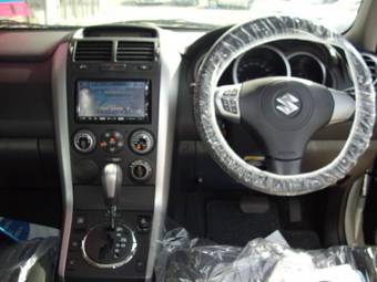 2006 Suzuki Escudo Photos