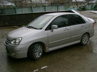 2004 Suzuki Liana Pictures