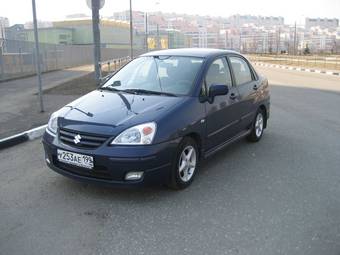 2004 Suzuki Liana Pictures