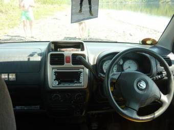 2003 Suzuki Solio Pictures