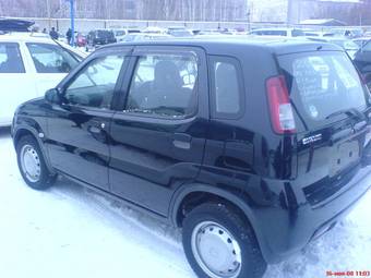 2003 Suzuki Swift Pictures