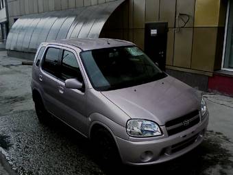 2003 Suzuki Swift Photos