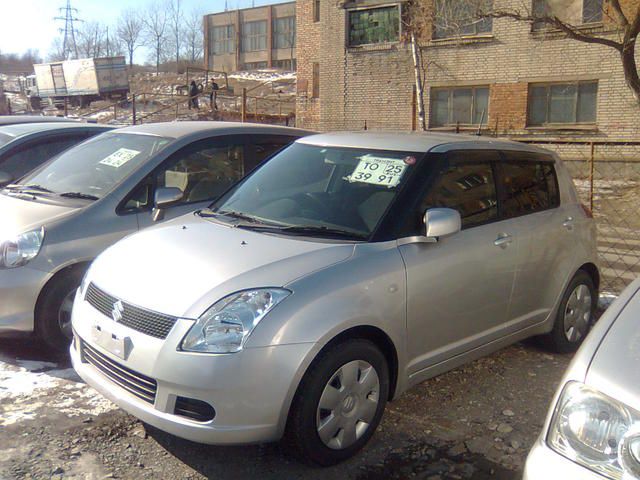 2004 Suzuki Swift