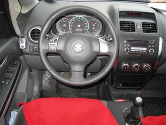 2008 Suzuki SX4 SUV Photos