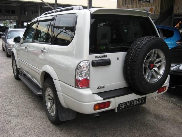 2004 Suzuki Vitara specs mpg towing capacity size photos