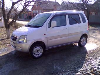 2001 Suzuki Wagon R Solio Pictures