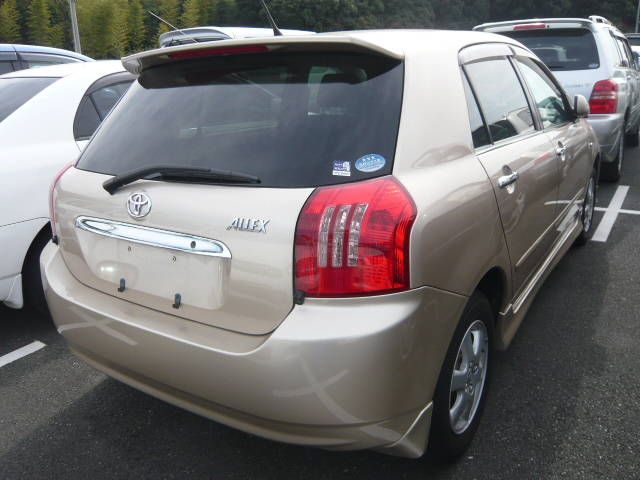 2004 Toyota Allex