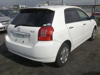 2004 Toyota Allex Images