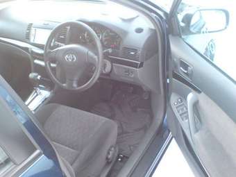 2003 Toyota Allion Photos