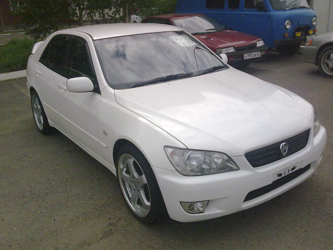 Toyota altezza 2003