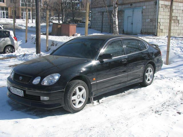 2000 Toyota Aristo