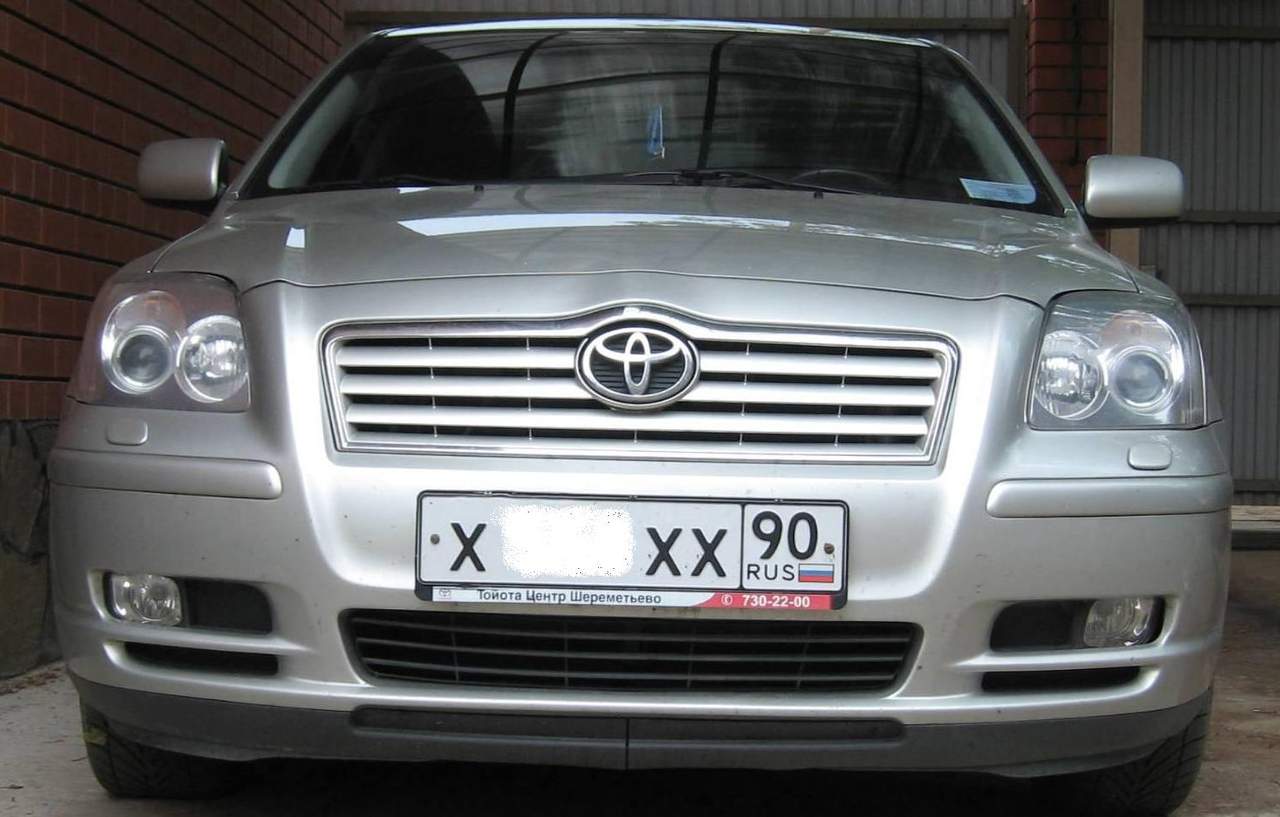 Toyota avensis 2005 универсал