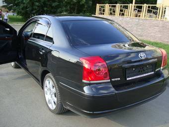 2006 Toyota Avensis Photos