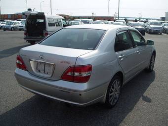 2003 Toyota Brevis Photos