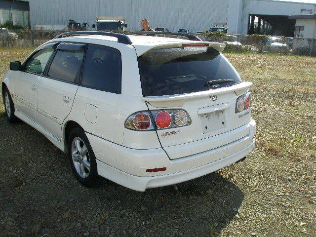 2000 Toyota Caldina
