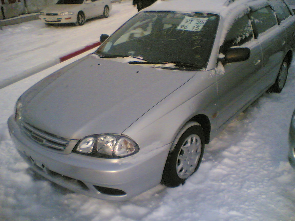 2000 Toyota Caldina Images