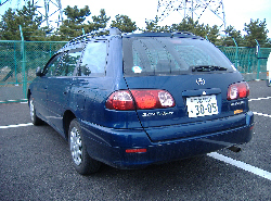 2000 Toyota Caldina Pictures