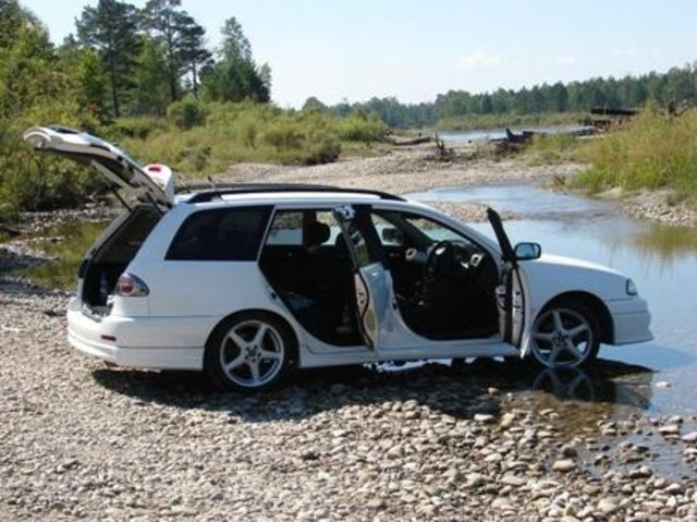 2001 Toyota Caldina