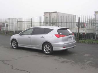 2003 Toyota Caldina Photos