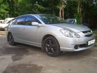 2004 Toyota Caldina Pictures