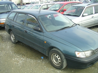 2000 Toyota Caldina Van