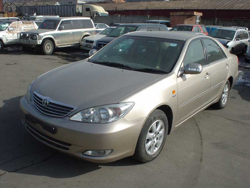 2002 Toyota Camry Photos