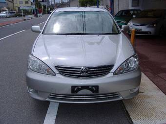 2004 Toyota Camry Photos