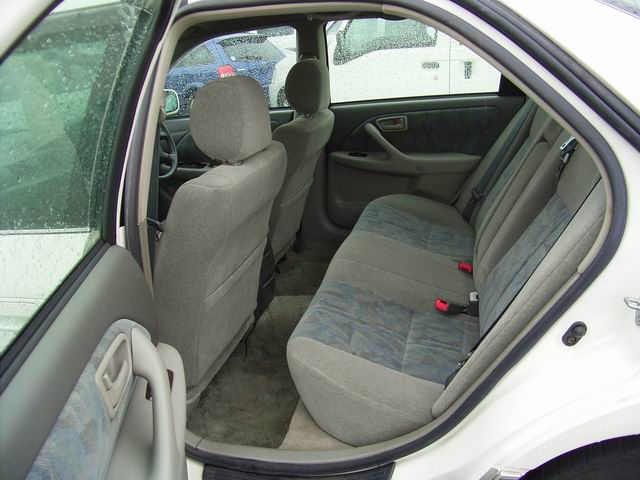 1999 Toyota Camry Gracia Images
