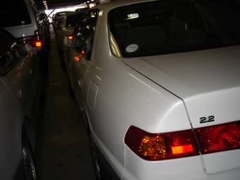1999 Toyota Camry Gracia Pictures