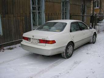 2001 Toyota Camry Gracia Pictures