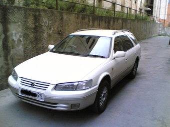 Toyota camry gracia 1997