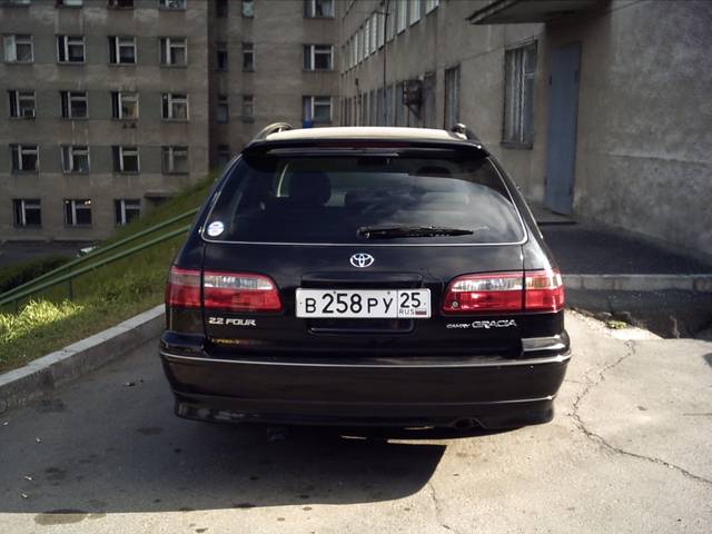 1998 Toyota Camry Gracia Wagon