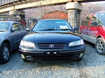 1999 Toyota Camry Gracia Wagon