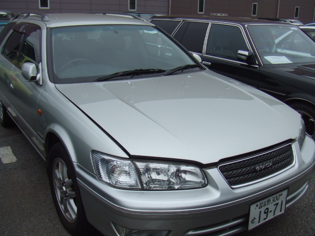 1999 Toyota Camry Gracia Wagon