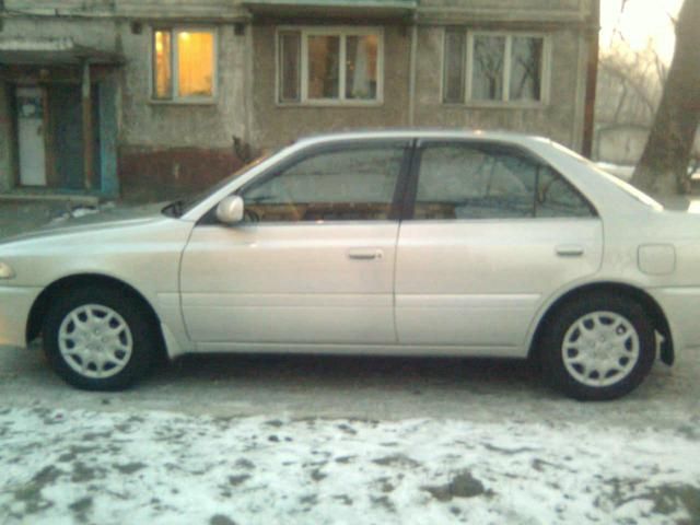 2000 Toyota Carina