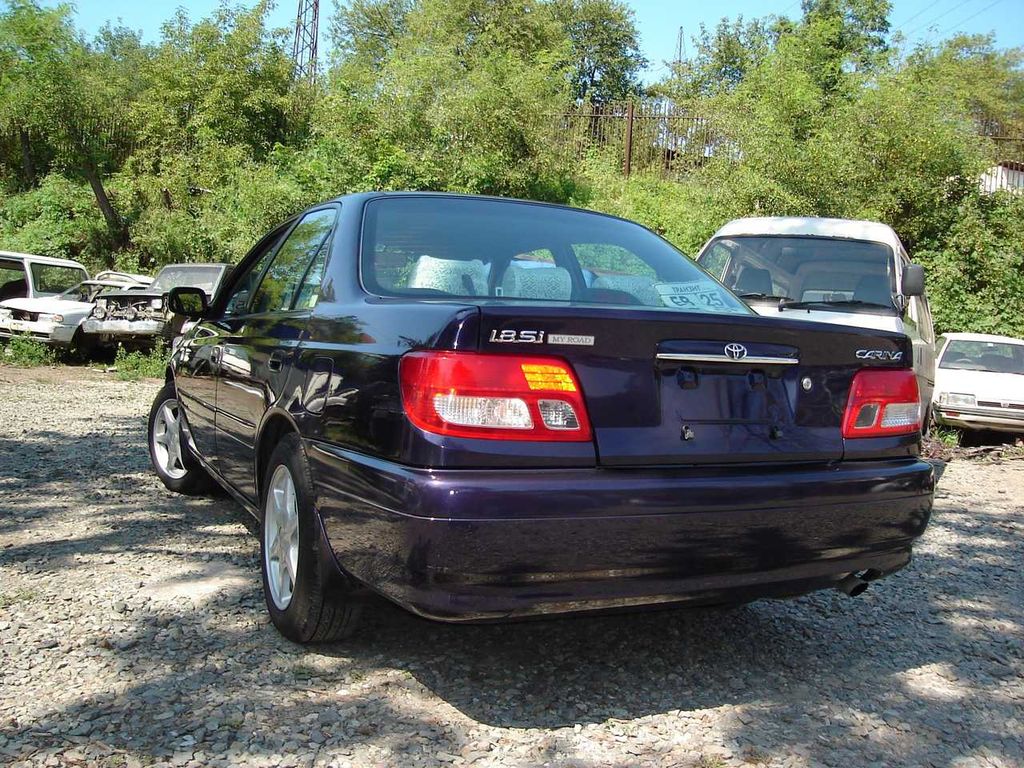 2000 Toyota Carina