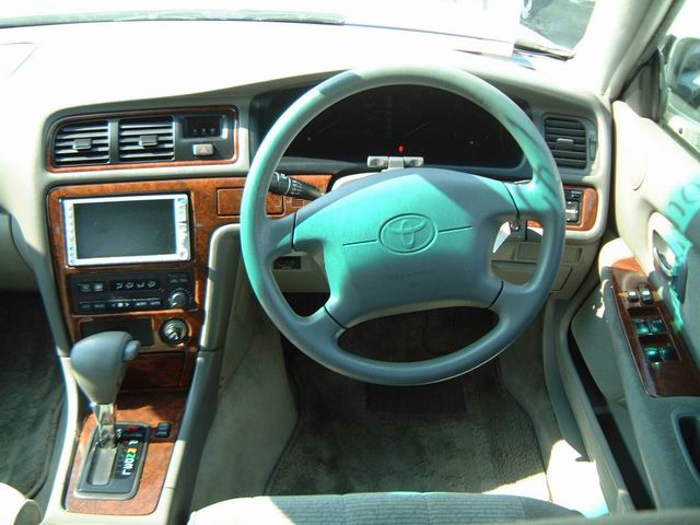2000 Toyota Chaser Pics
