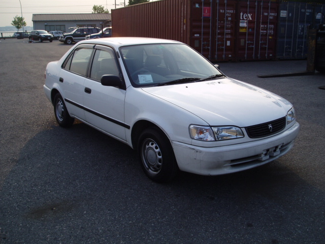 Toyota corolla 2000 года