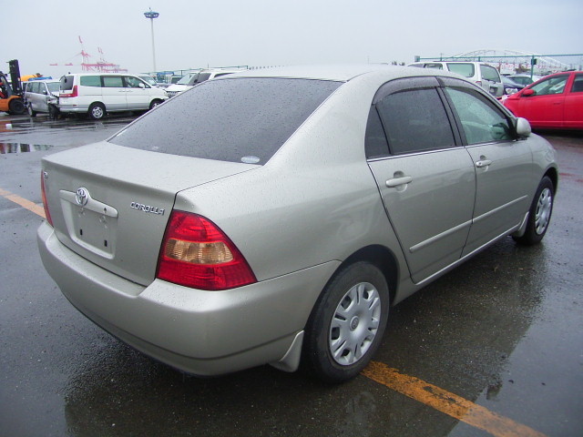 2000 Toyota Corolla Pictures