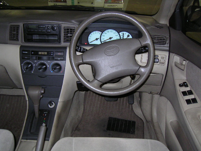 2000 Toyota Corolla Images