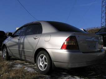 2002 Toyota Corolla Pictures