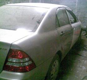 2002 Toyota Corolla Pictures