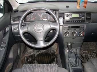 2003 Toyota Corolla Pictures