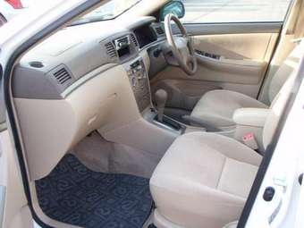 2005 Toyota Corolla Pictures