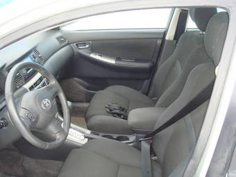 2005 Toyota Corolla Pictures