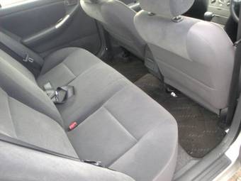 2005 Toyota Corolla Pictures