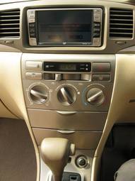 2005 Toyota Corolla Pictures