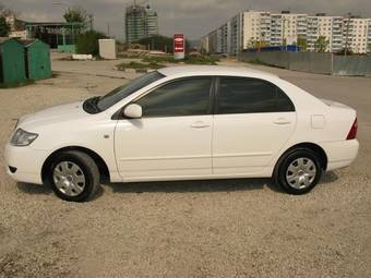 2005 Toyota Corolla Photos