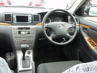 2005 Toyota Corolla Photos